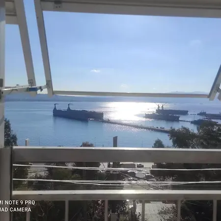 Quiet Family House With Sea View *