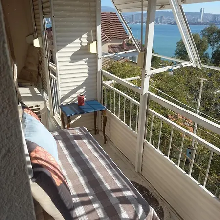 Apartment Quiet Family House With Sea View *